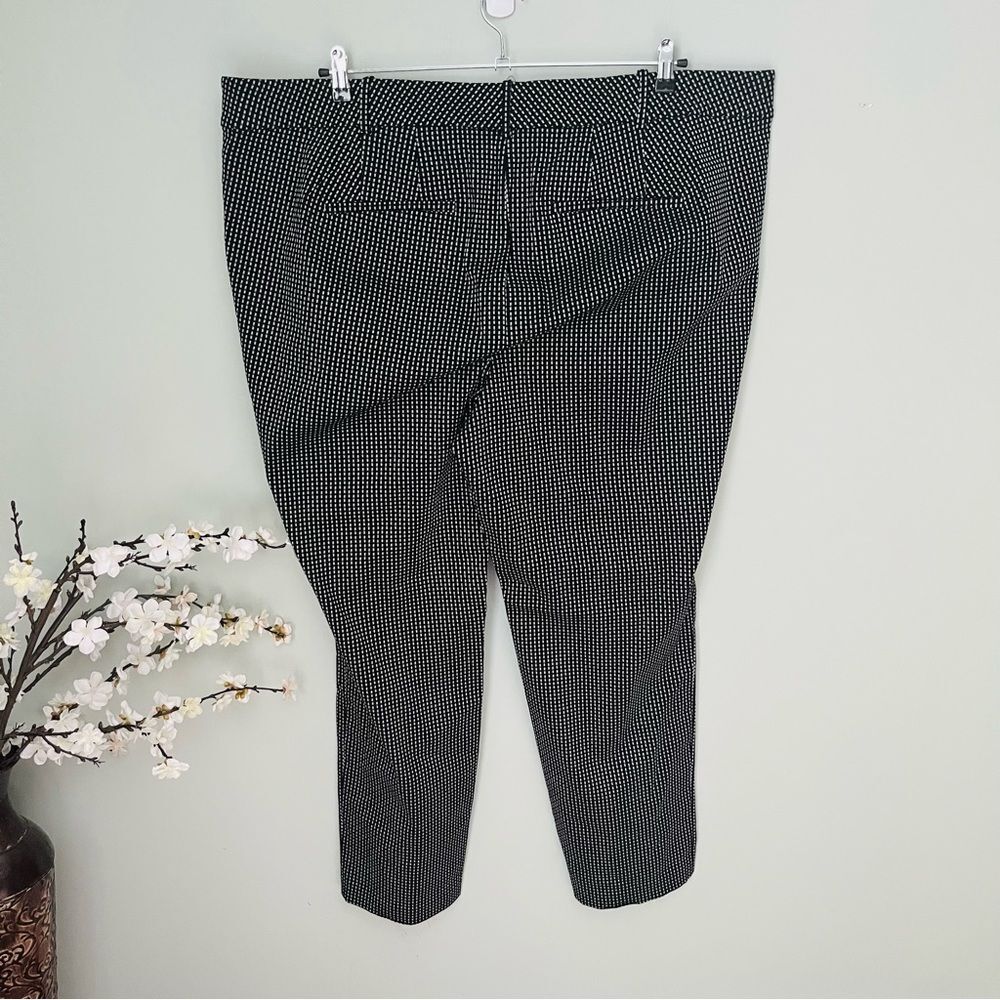 Lane Bryant Allie Sexy Stretch Boot Cut Pant Size 28 - Picture 3 of 5